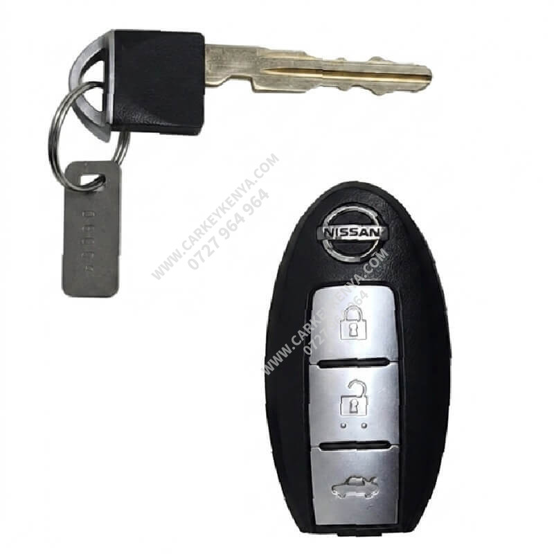 Nissan Teana push start smart with an emergency key blade